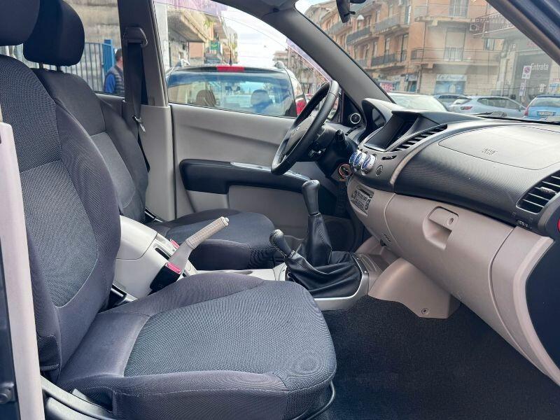 Mitsubishi L200 2.5 DI-D/136CV Double Cab Invite