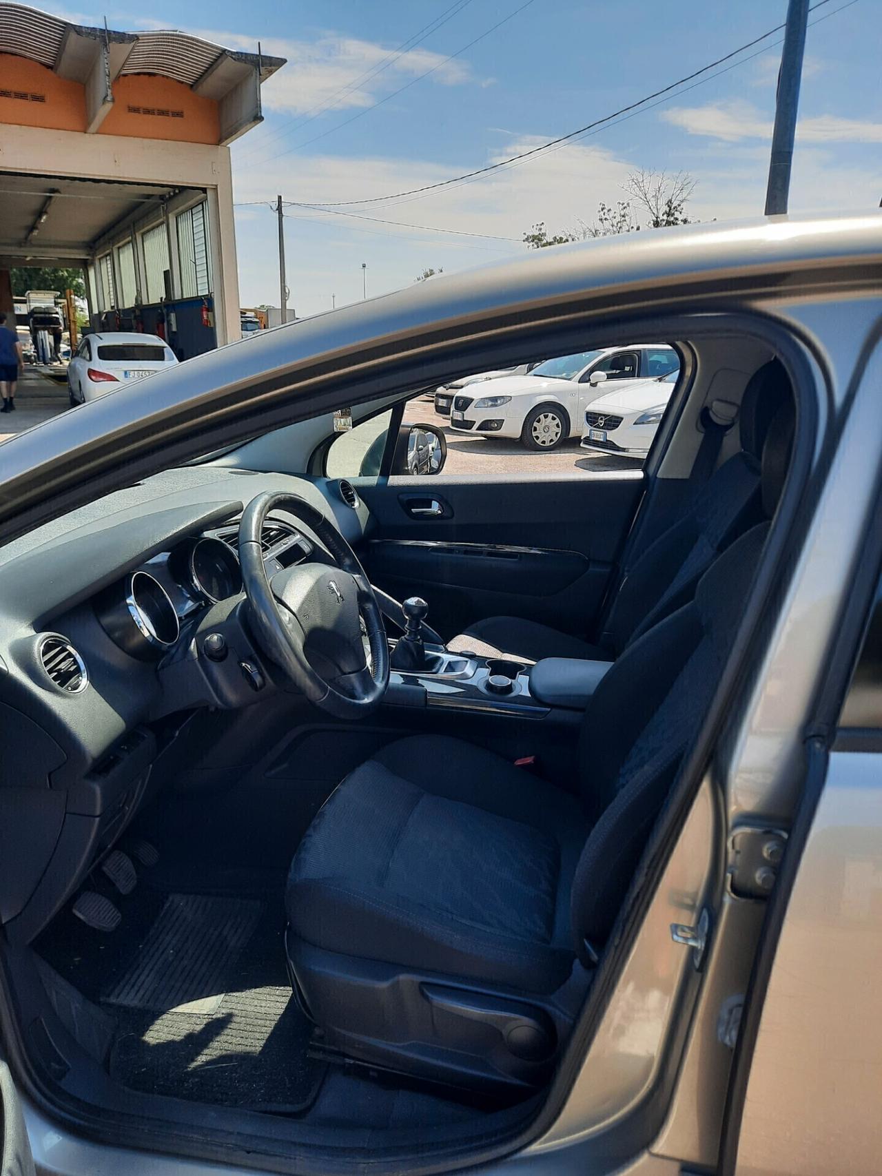 Peugeot 3008 1.6 HDi 110CV 4 TIPI DI GUIDA UNI,PROPRIETARIO