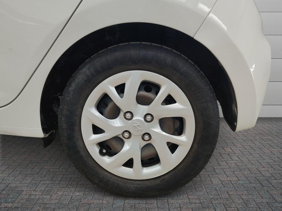 HYUNDAI i10 1.0 Comfort