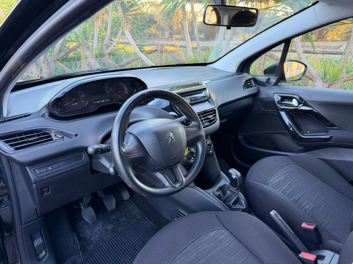 PEUGEOT - 208 - 1.2 VTi 82 CV 5p. Allure