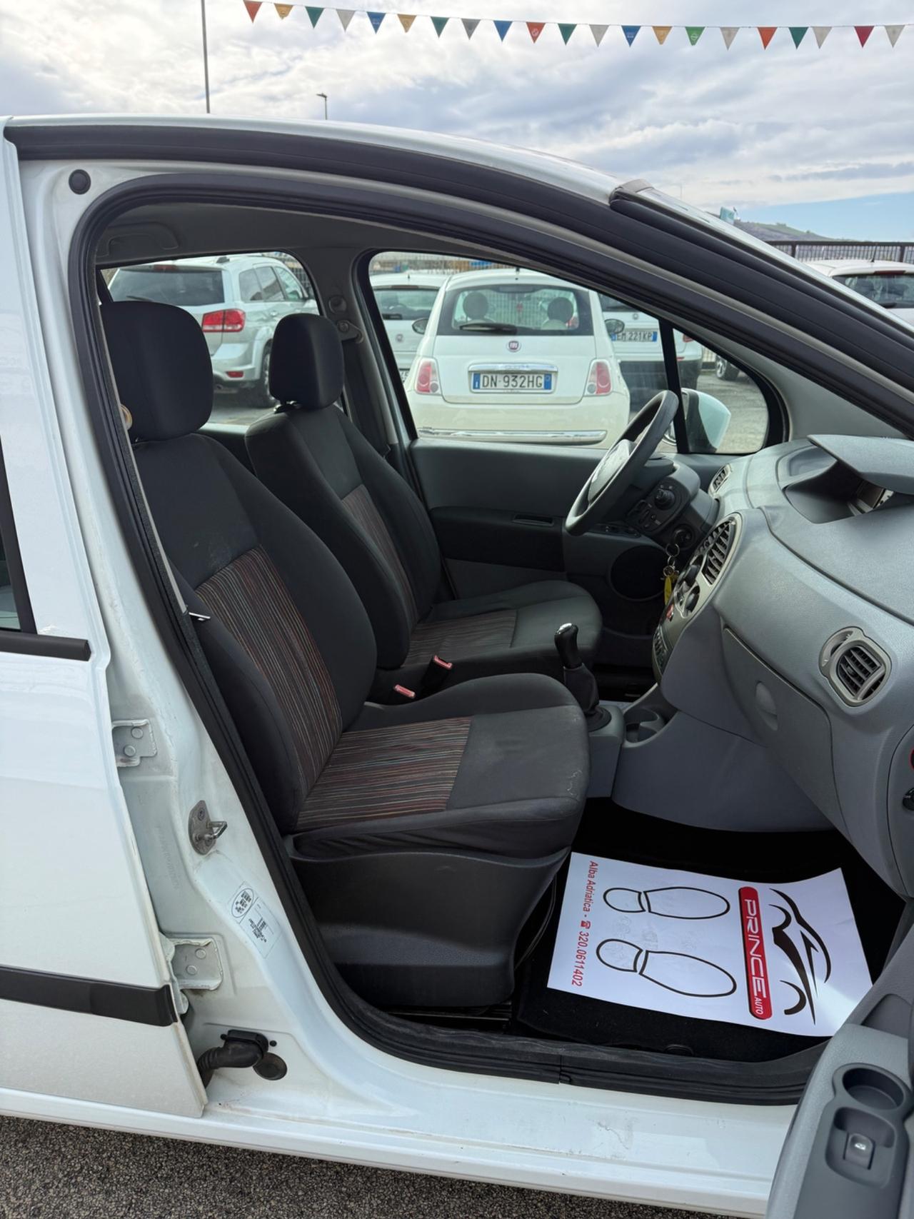 Renault Modus Grand 1.2 16V Dynamique