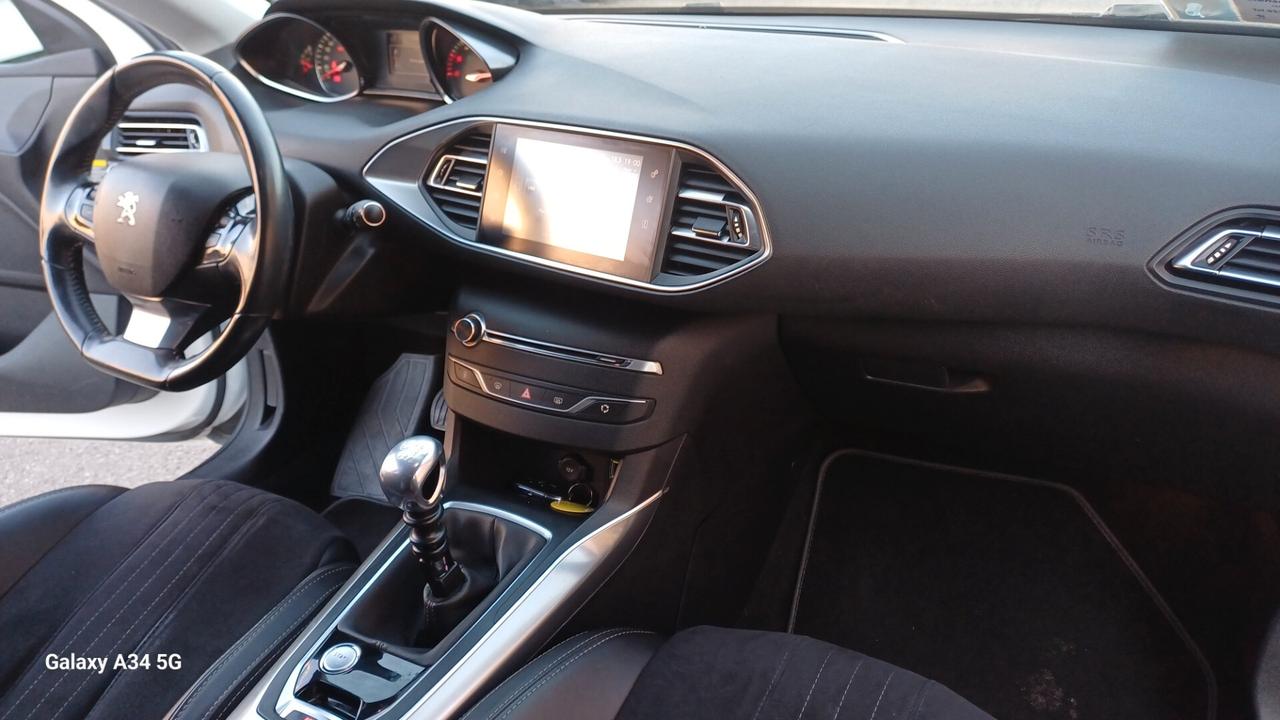 Peugeot 308 1.6 e-HDi 115 CV Stop&Start Allure