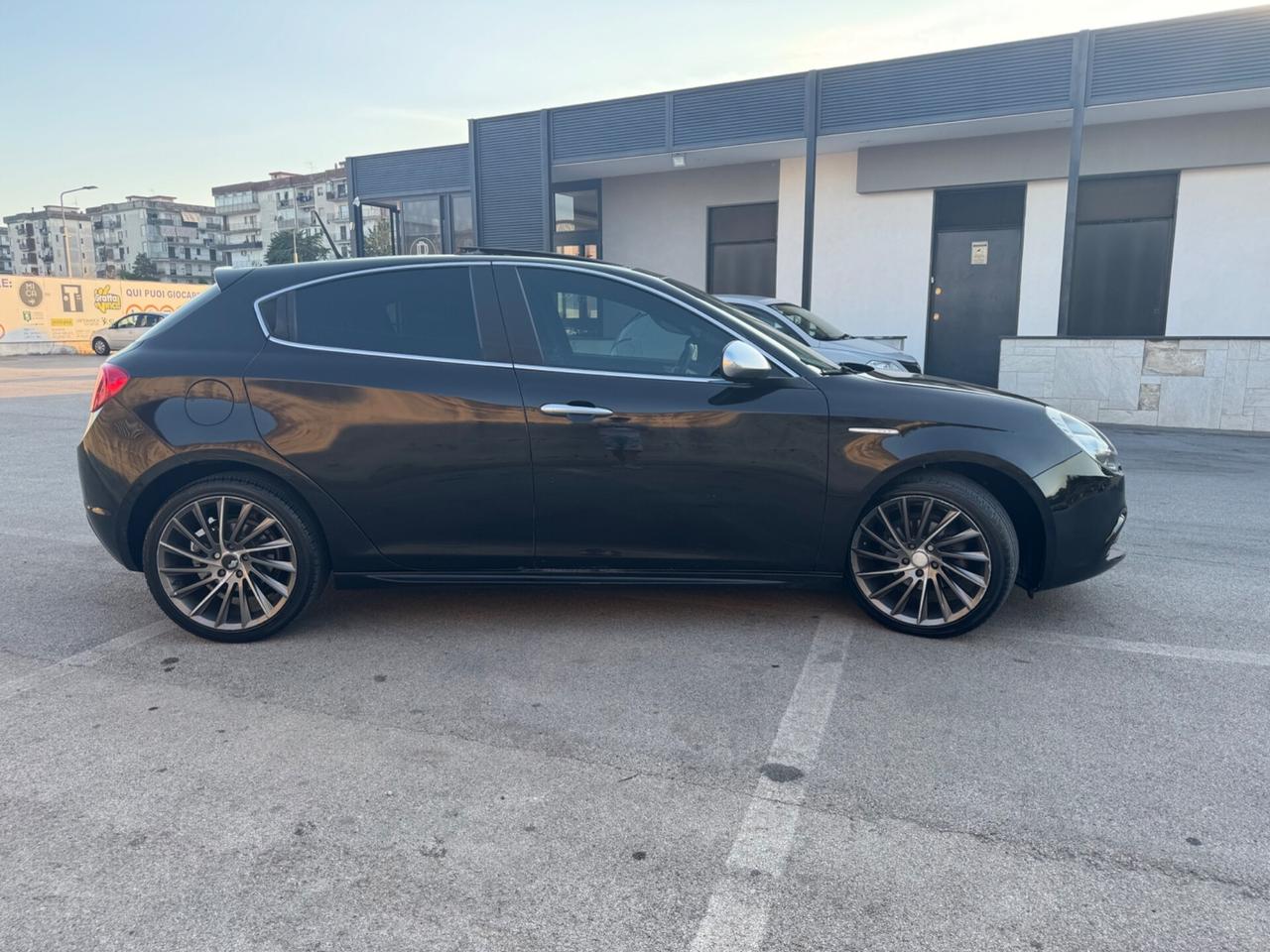 Alfa Romeo Giulietta 1.6 JTDm-2 CV Exclusive Full Optional