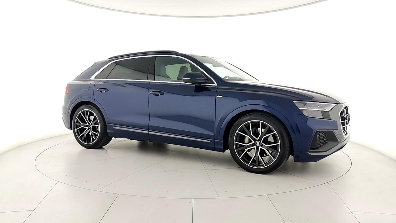 AUDI Q8 - Q8 50 3.0 tdi mhev Sport quattro tiptronic