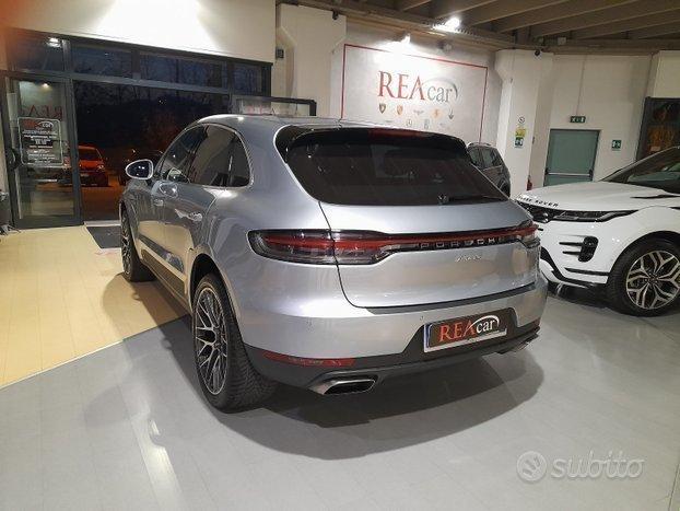 PORSCHE Macan - 2018