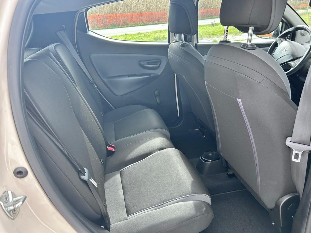 LANCIA Ypsilon III 2015 - Ypsilon 1.2 Gold 69cv my16