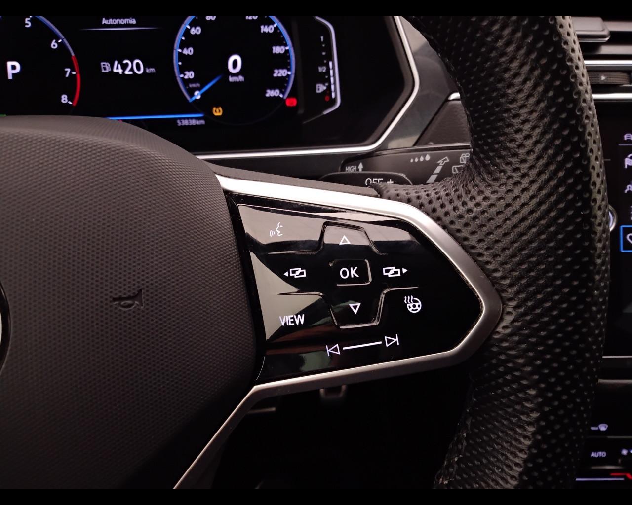 VOLKSWAGEN Tiguan II 2021 - Tiguan 2.0 tsi R-Line 4motion 190cv dsg