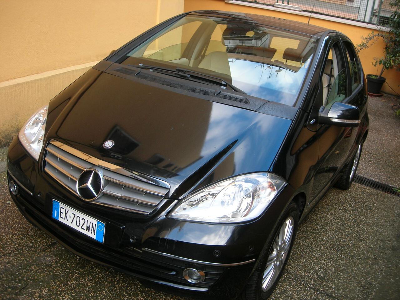 Mercedes-benz A 160 CDI BlueEFFICIENCY Premium