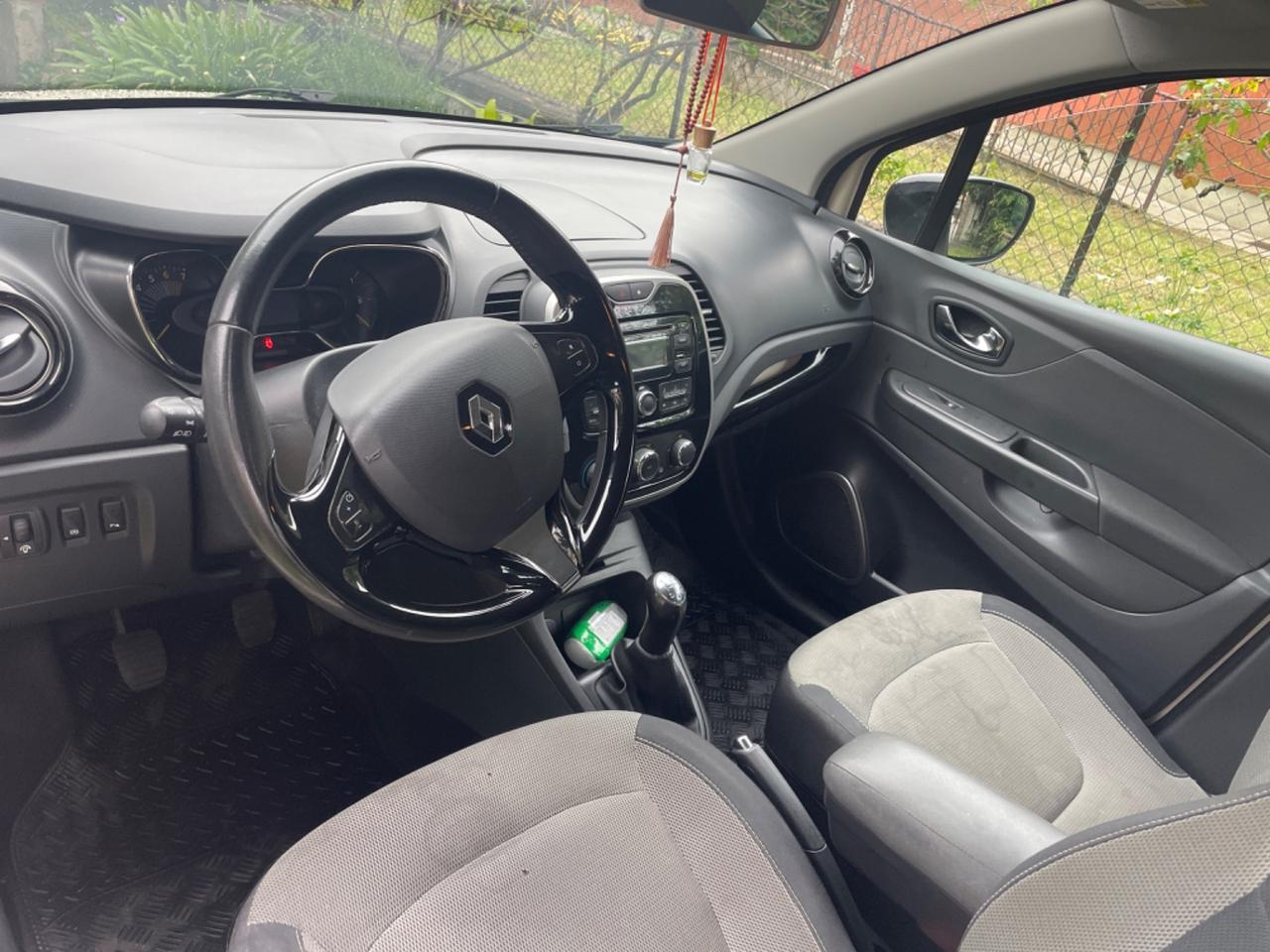 Renault Captur 0.9 90 Cv NEOPATENTATI