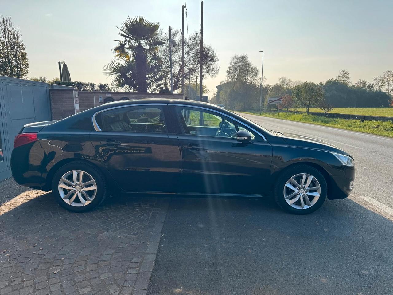 Peugeot 508 1.6 e-HDi 112CV cambio robotizzato S&S Business