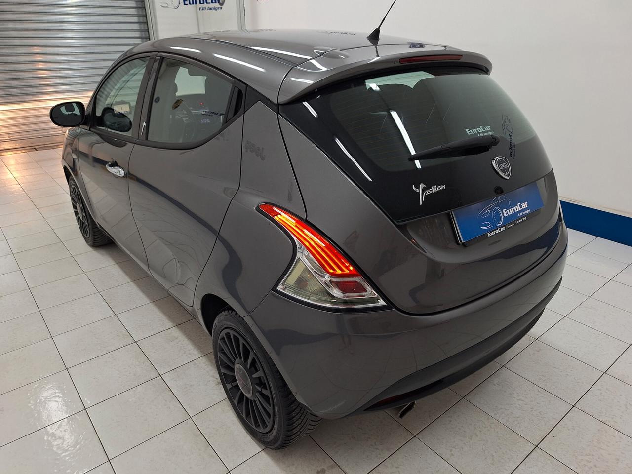 Lancia Ypsilon 1.2 69cv Platinum