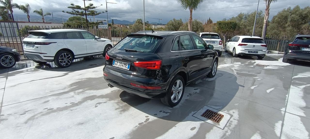 Audi Q3 2.0 TDI 150 CV STRONIC TETTO PANORAMICO
