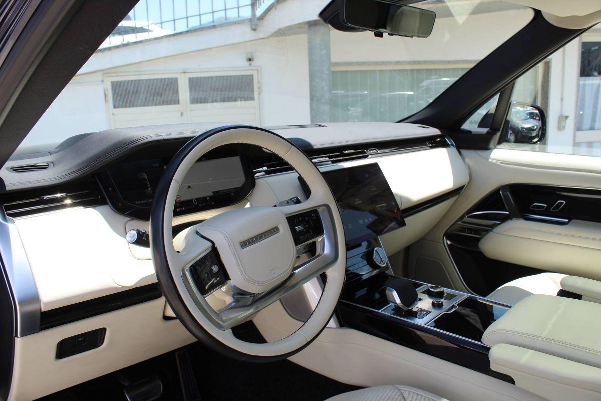 LAND ROVER - Range Rover - 3.0 I6 MHEV Vogue