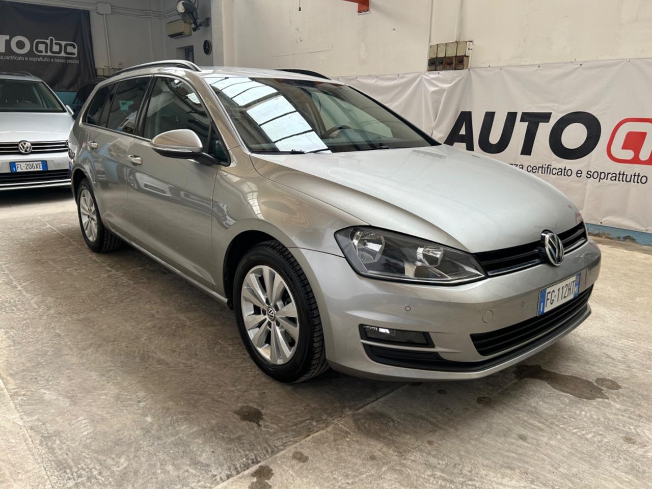 Volkswagen Golf Variant 1.6 TDI 110 CV DSG Executive BlueMotion Tech.