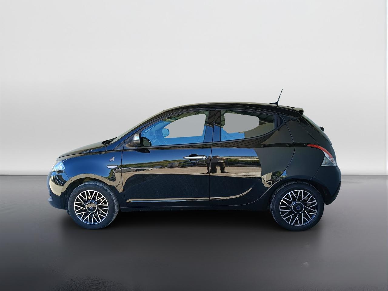 LANCIA Ypsilon III 2021 - Ypsilon 1.0 firefly hybrid Alberta Ferretti s&s 70cv