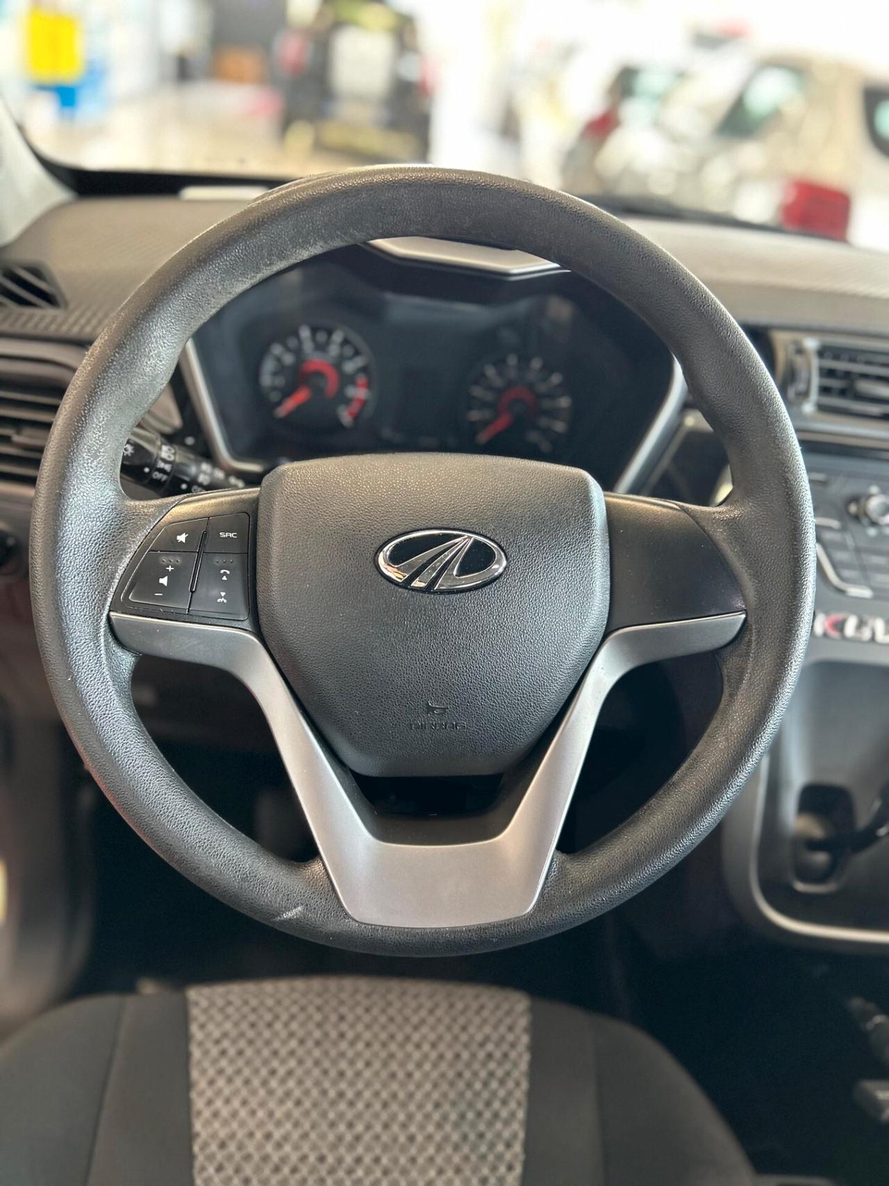 Mahindra KUV100 1.2 VVT K8 (61 kw)