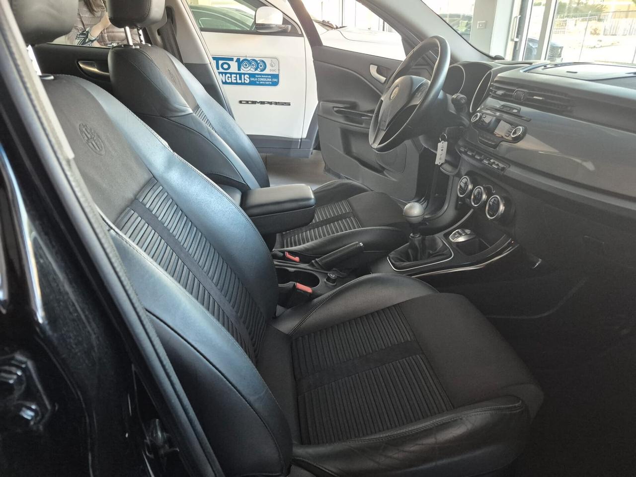 Alfa Romeo Giulietta 1.6 MULTIJET *** EXCLUSIVE *** FULL OPTIONALS