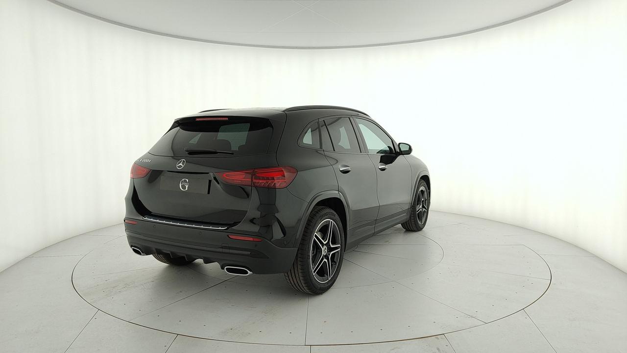 Mercedes-Benz GLA 200 d automatic