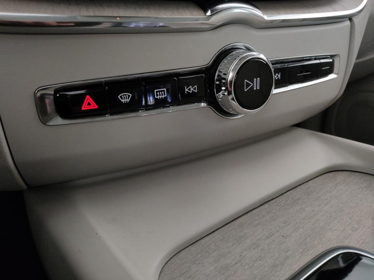 Volvo XC60 2.0 b5 Inscription awd