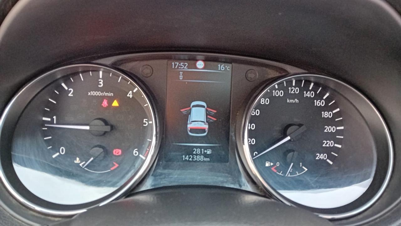 Nissan Qashqai 1.6 dCi 2WD 360