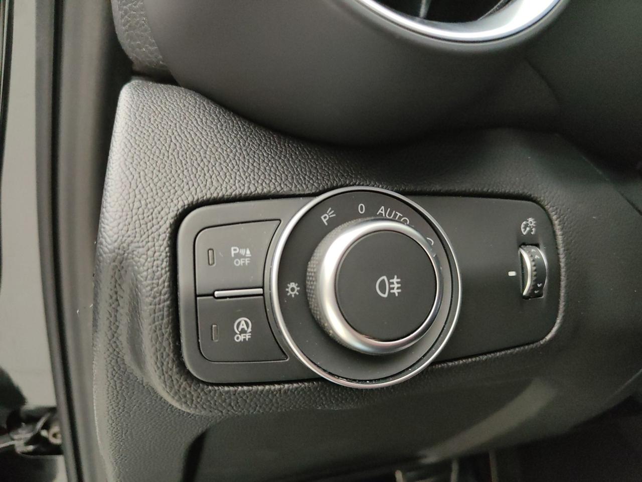 ALFA ROMEO Giulia 2023 2.2 TD 160CV SPRINT AT8