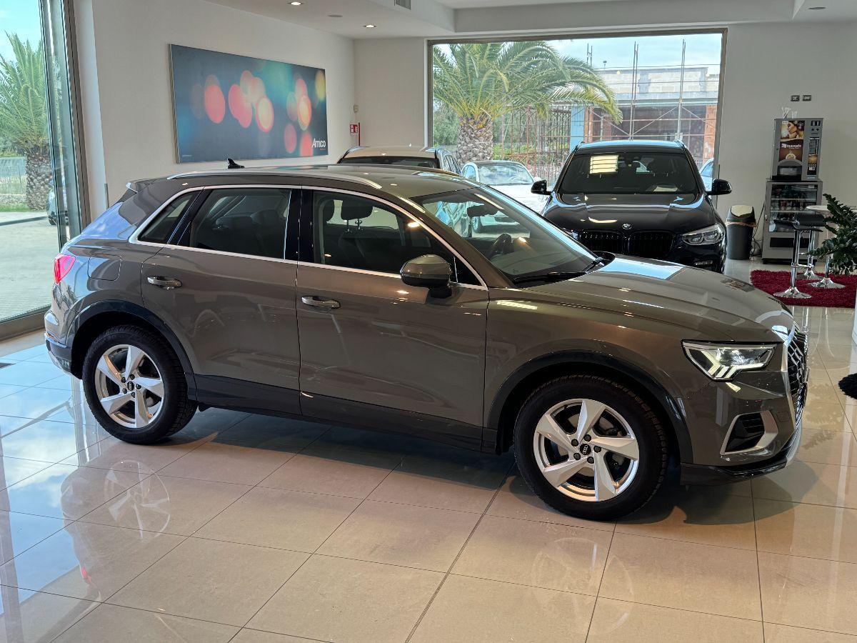 AUDI Q3 2.0 TDI S-tronic Advanced 2022