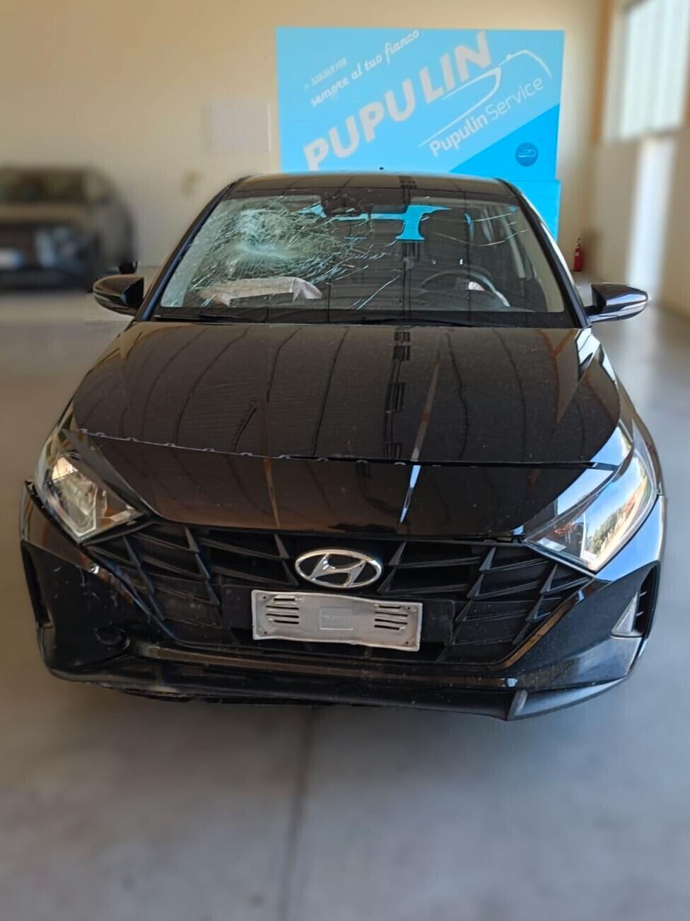 Hyundai i20 1.2 MPI MT Connectline