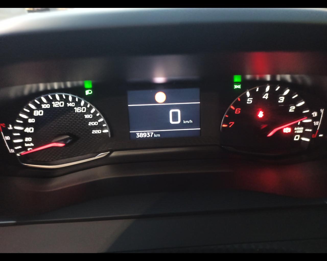 PEUGEOT 2008 2ª serie - 2008 PureTech 100 S&S Allure Pack
