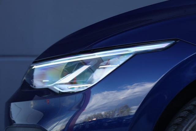 VOLKSWAGEN Golf 1.0 eTSI EVO DSG Life