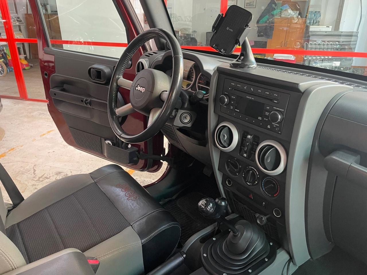 Jeep Wrangler Unlimited 3.8 Sahara