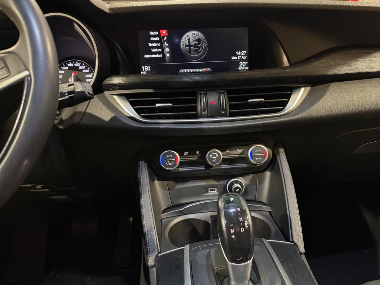 Alfa Romeo Stelvio 2.2 Turbodiesel 160 CV AT8 RWD Business