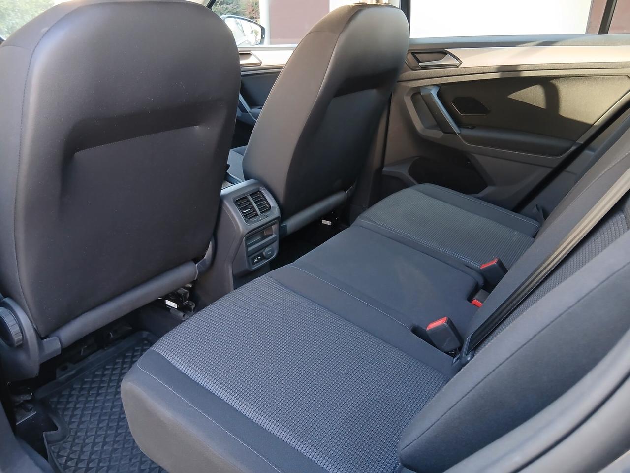 Volkswagen Tiguan 1.5 TSI Urban ACT BlueMotion Technology tua a €199 mese