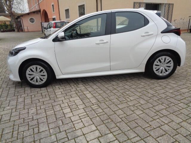 Toyota Yaris 1.5 Hybrid 5 porte Active NESSUN VINCOLO DI FINANZIAMENTO