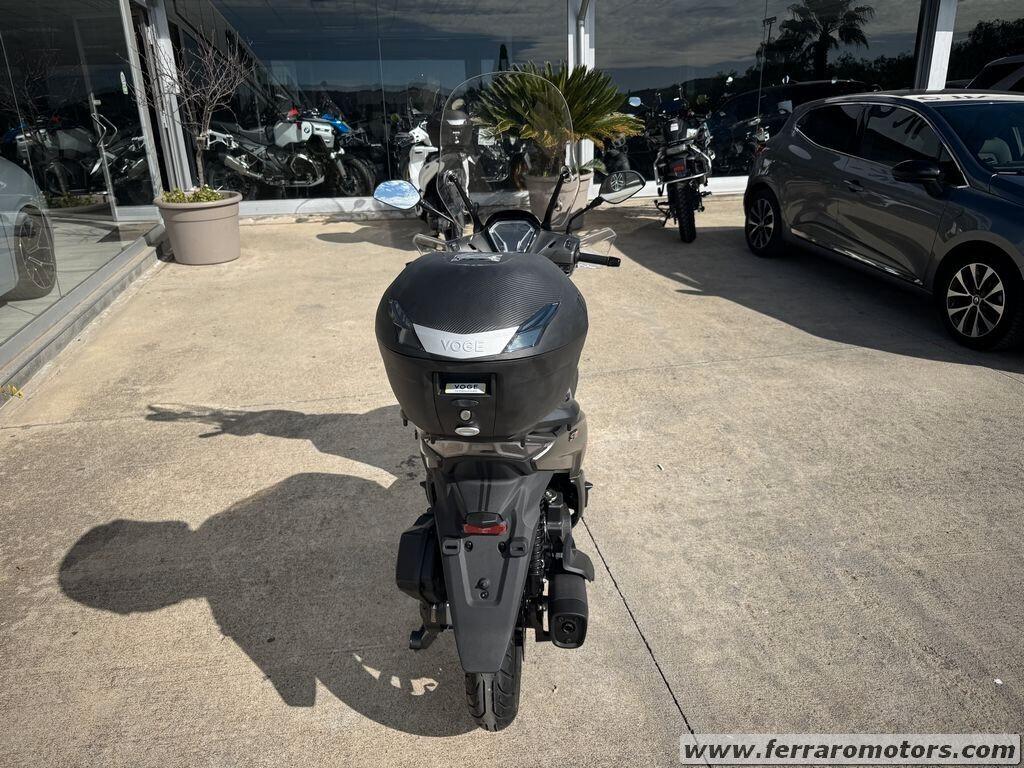 VOGE SR16 200 NUOVO PRONTA CONSEGNA A SOLI 28 EURO AL MESE