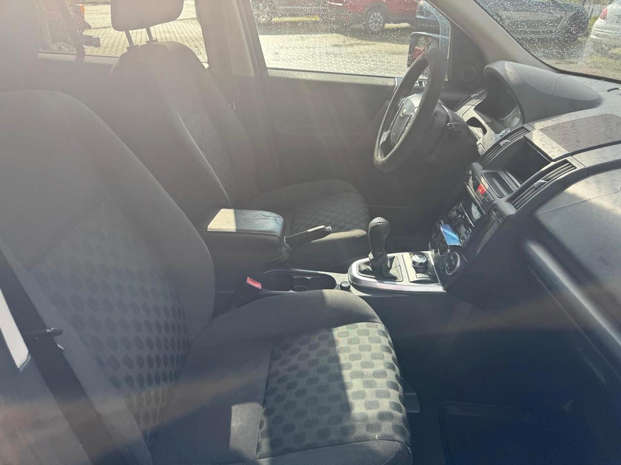 Land Rover Freelander 2.2 TD4 S.W. SE