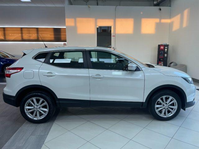 NISSAN Qashqai 1.2 DIG-T Acenta