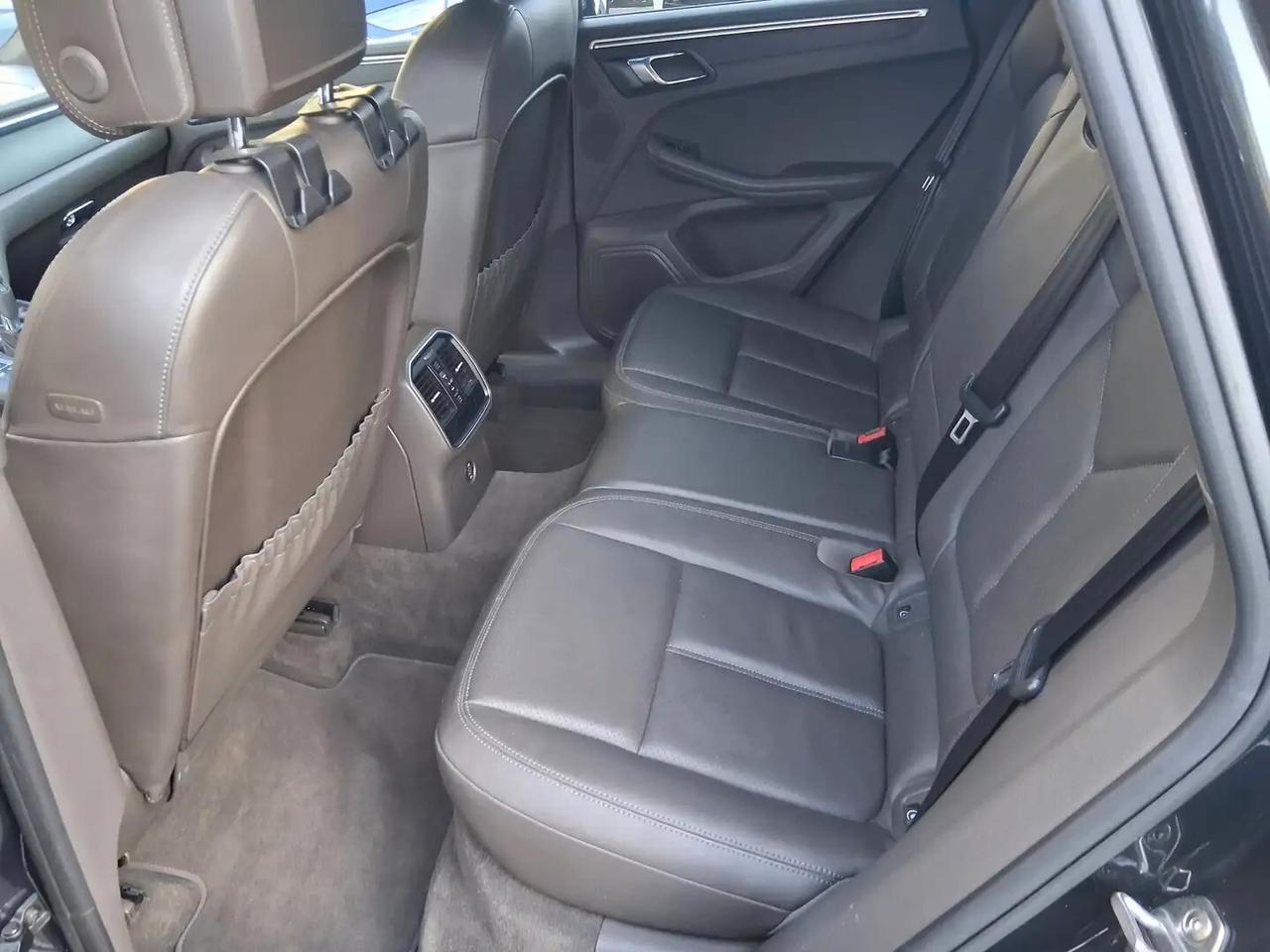 Porsche Macan 2.0