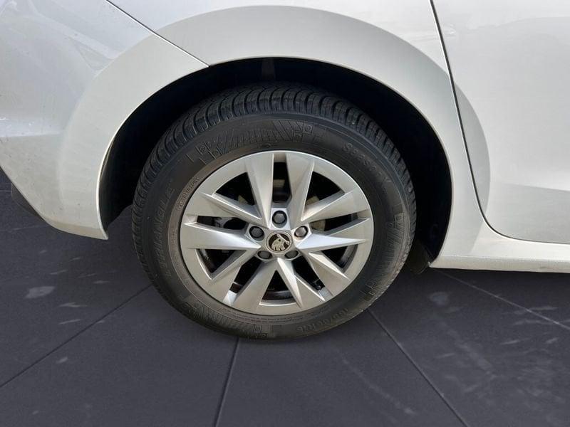 Škoda Fabia 4ª serie 1.0 MPI 80 CV Ambition