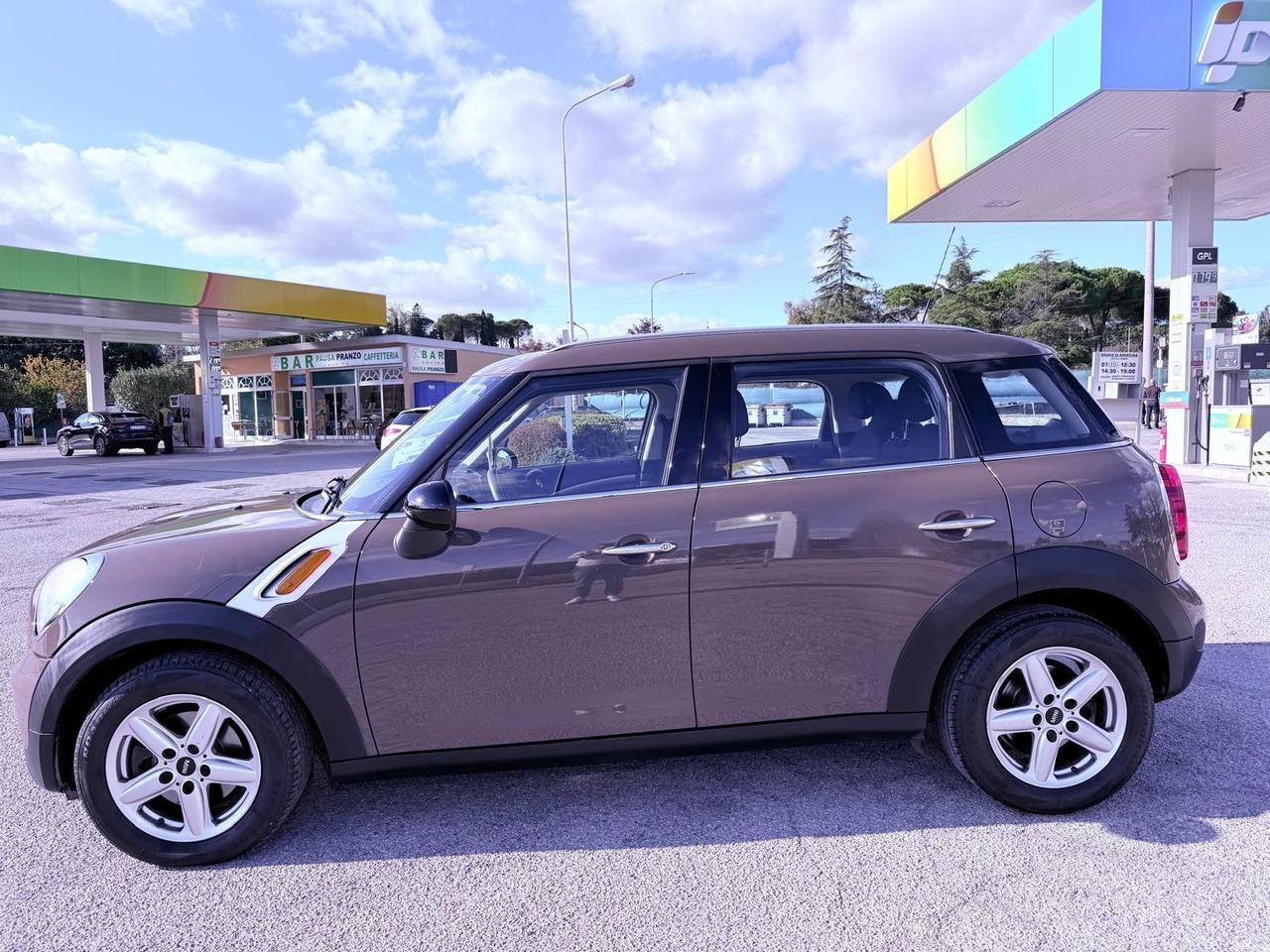 Mini Countryman 1.6 Cooper D Ok neopatentati