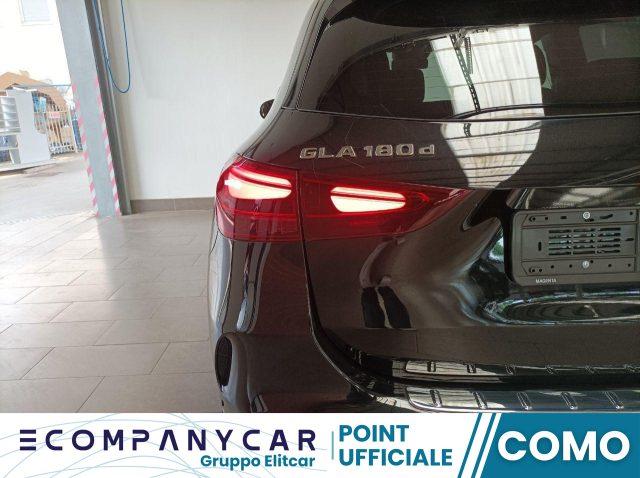 MERCEDES-BENZ GLA 180 d Automatic AMG Line Premium