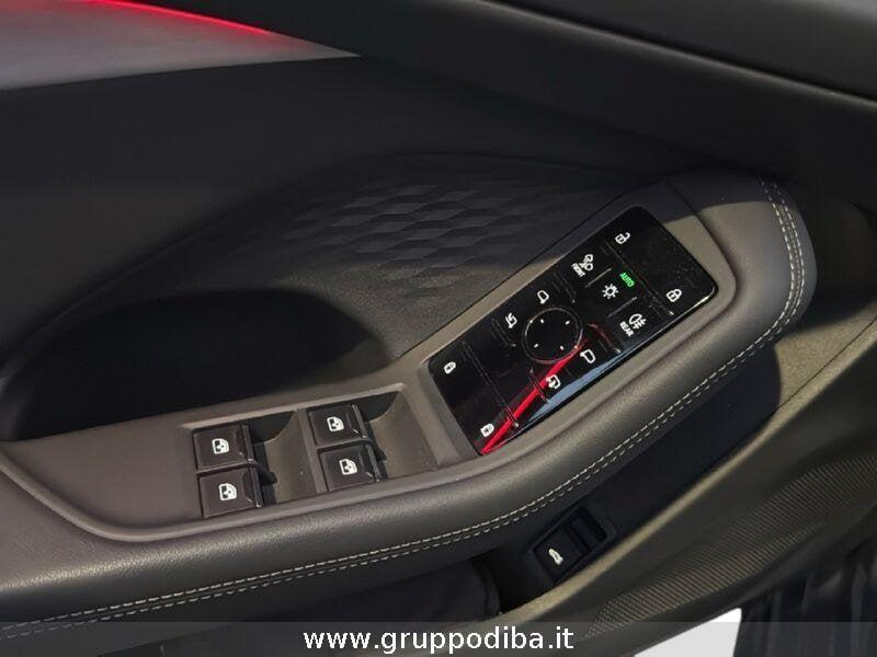 Audi A5 III 2024 Avant Avant 2.0 tdi mhev+ S line edition 204cv s-tron