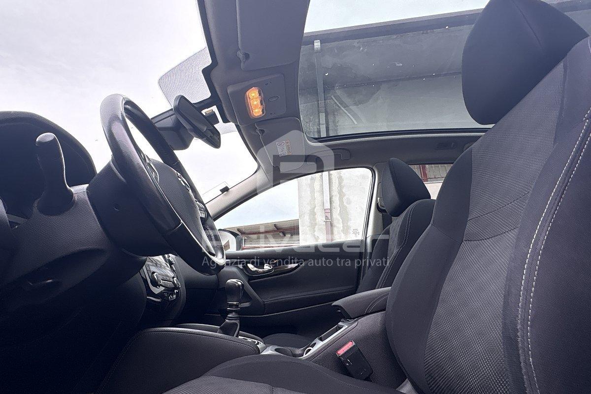 NISSAN Qashqai 1.6 dCi 4WD N-Connecta