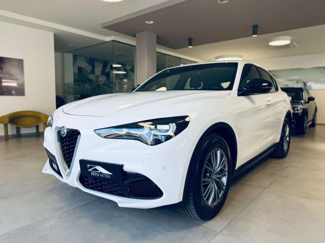 Alfa Romeo Stelvio 2.2 t Super rwd 160cv auto