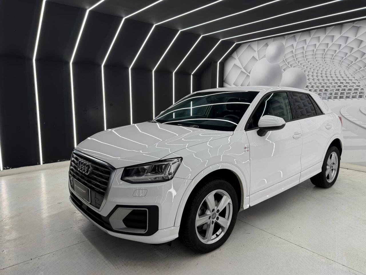 Audi Q2 35 TDI quattro S tronic line-KM CERTIFICATI-PERMUTE-12 MESI GARANZIA