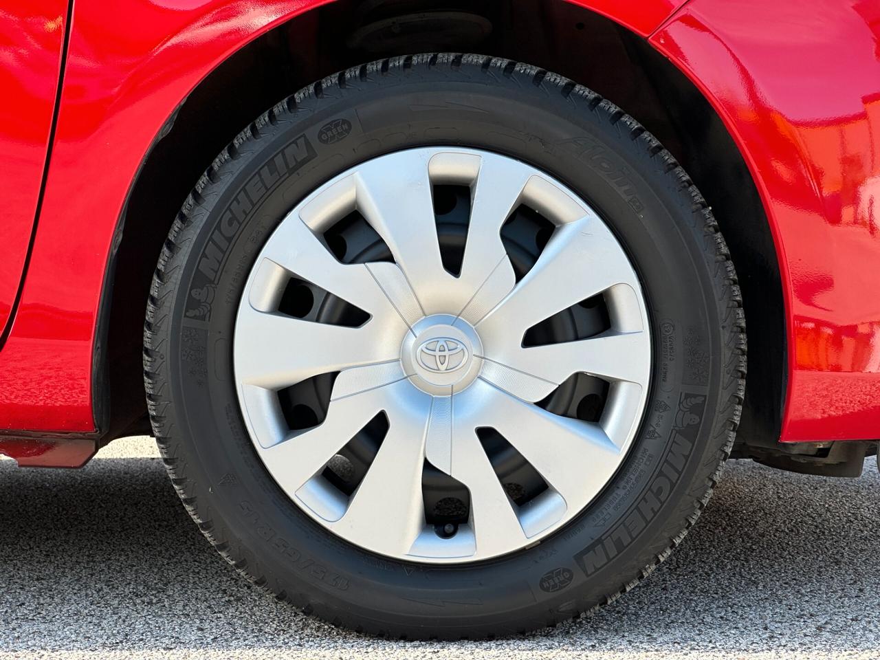 TOYOTA Yaris 1.4 D-4D 5 porte Active