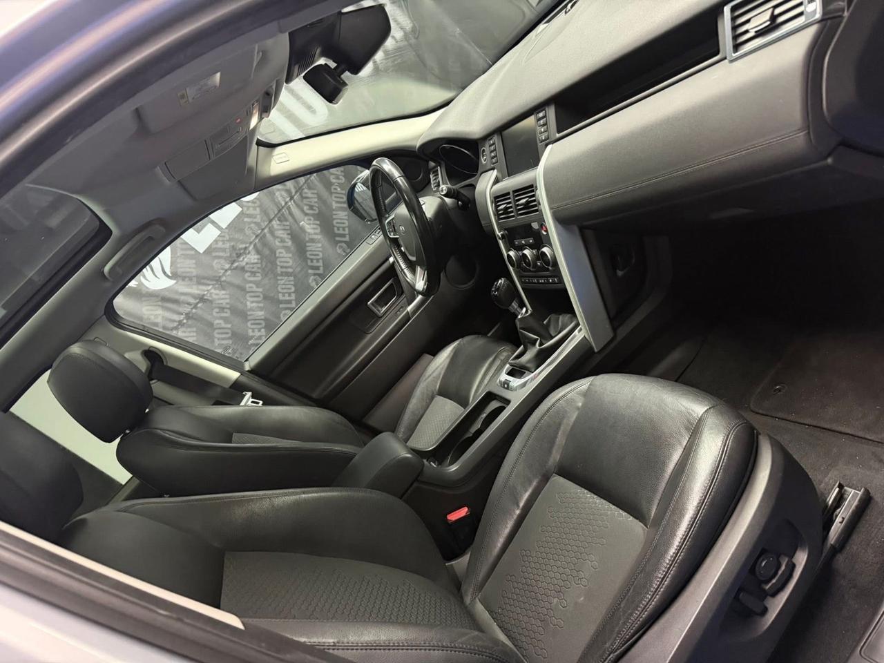 Land Rover Discovery Sport 7 posti tetto in vetro full