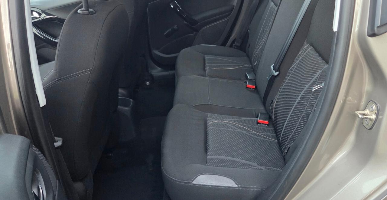 Peugeot 208 1.4 HDi 5 porte Allure