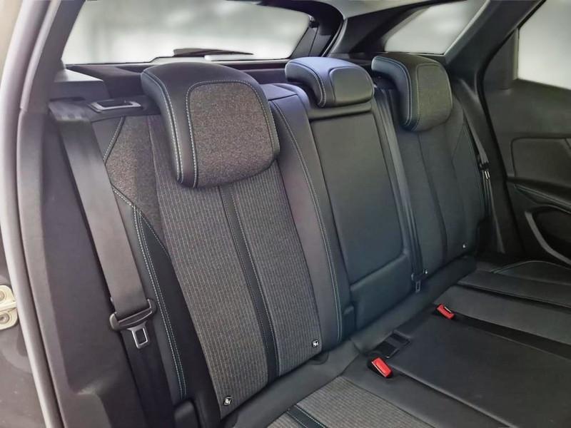 PEUGEOT 3008 BlueHDI 130 EAT8 S/S Allure Pack