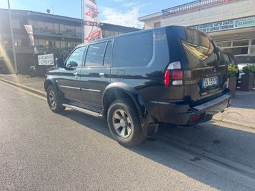 Mitsubishi Pajero Sport 2.5 TDI Invite