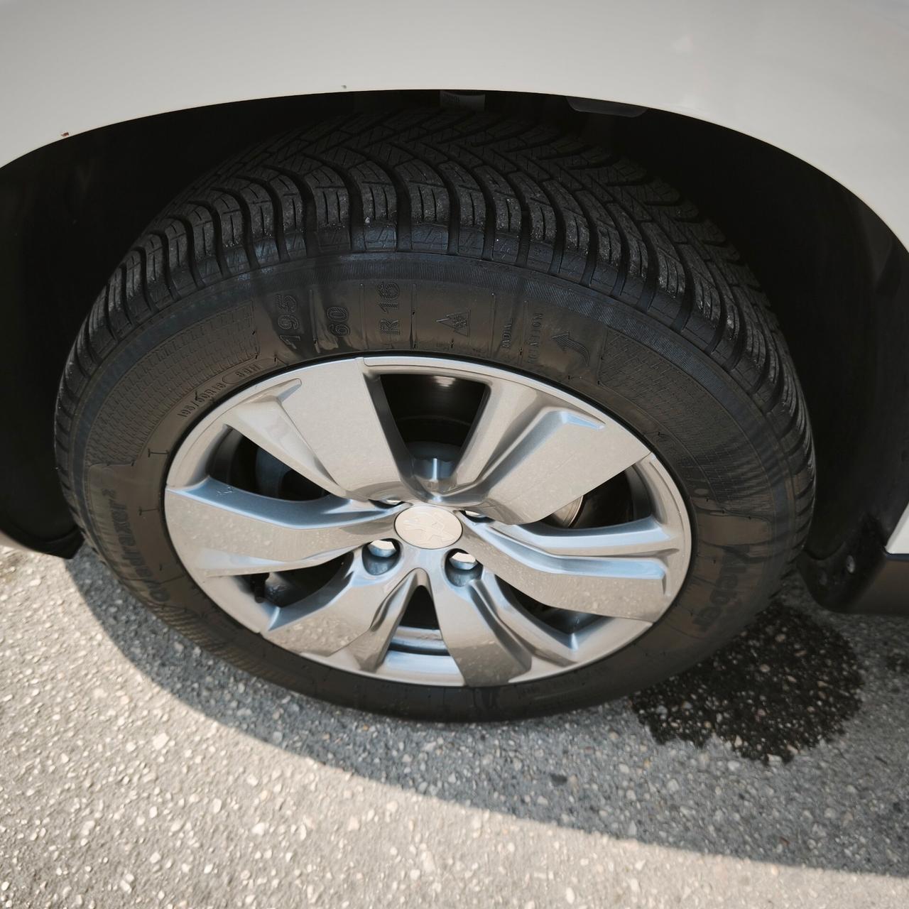 Peugeot 2008 BlueHDi 120 S&S Allure E6B
